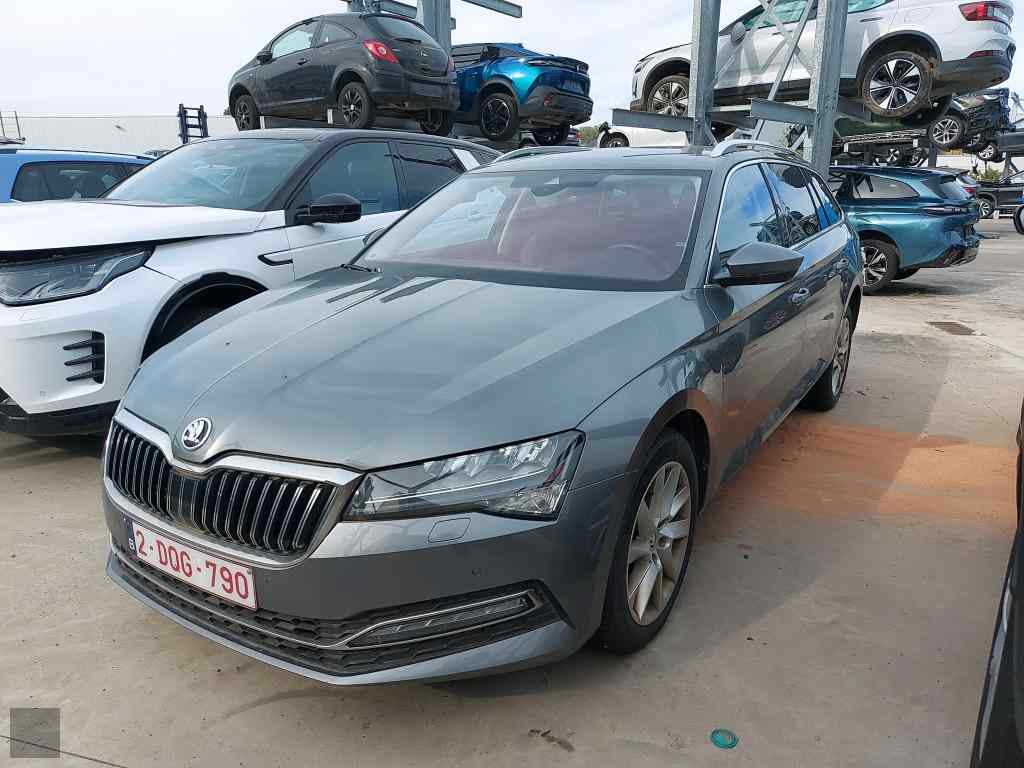 Slika vozila &Scaron;KODA Superb