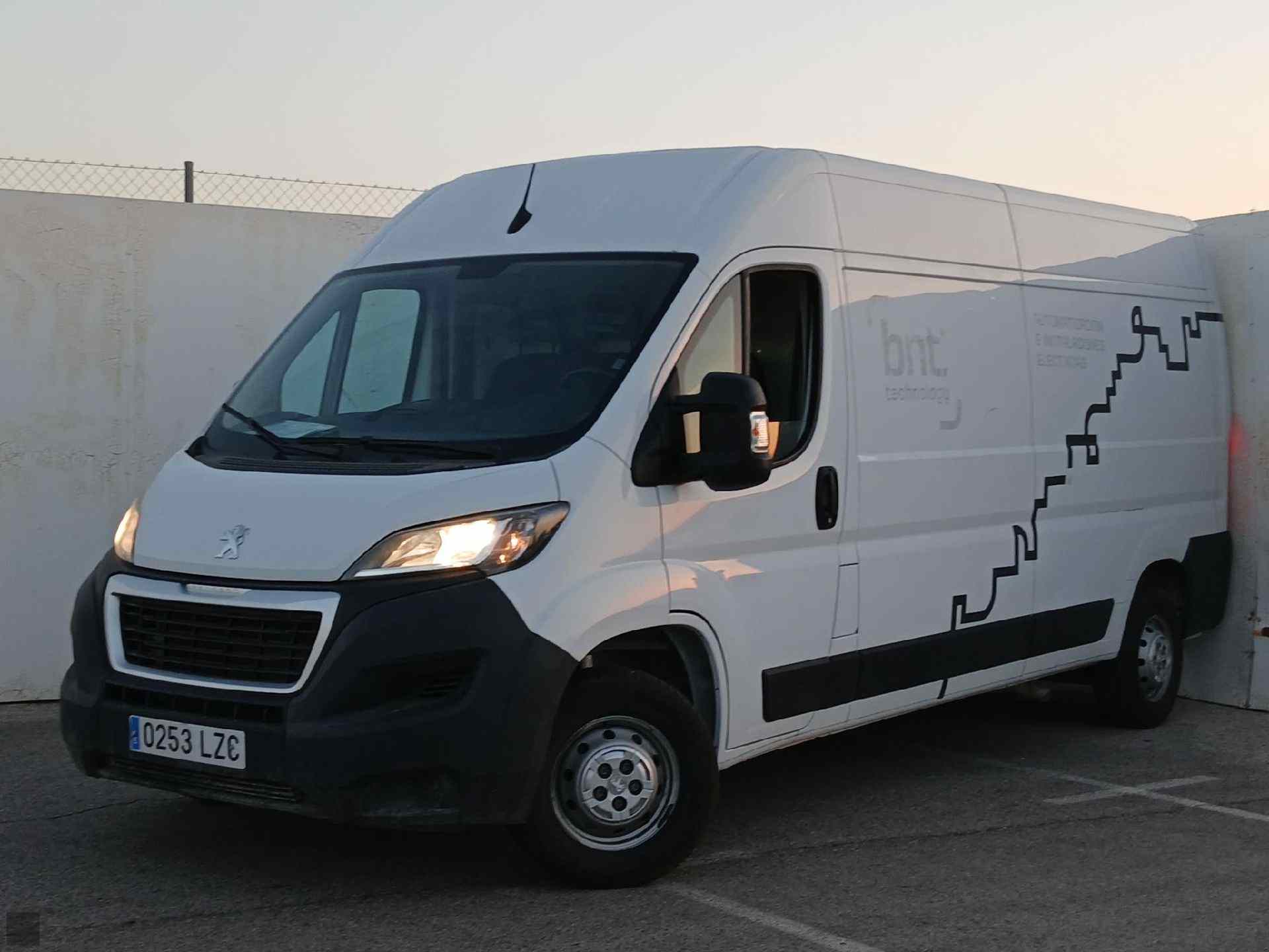 Slika vozila PEUGEOT Boxer