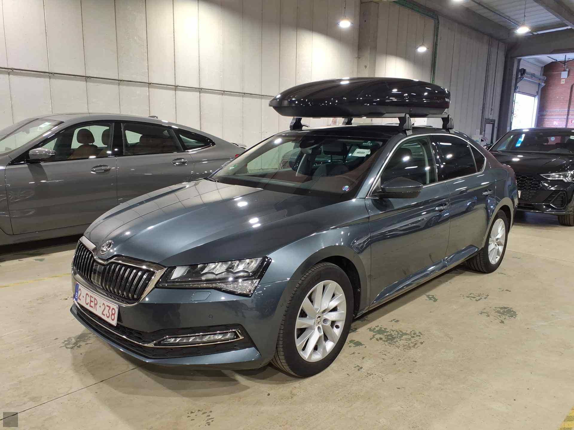 Slika vozila &Scaron;KODA Superb