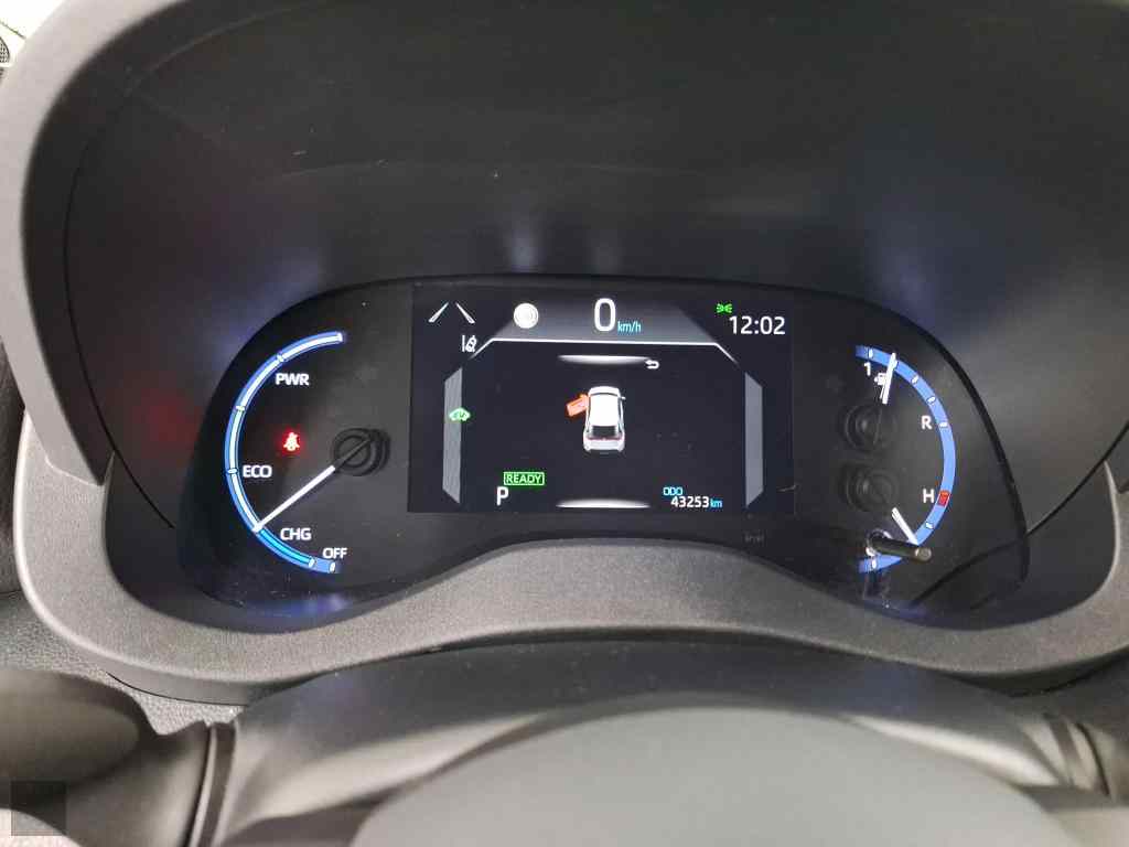 Slika vozila TOYOTA Yaris Cross