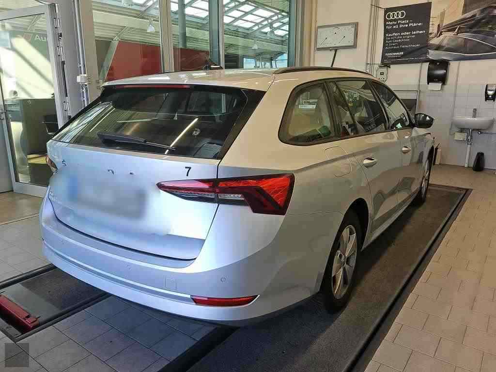 Slika vozila &Scaron;KODA Octavia