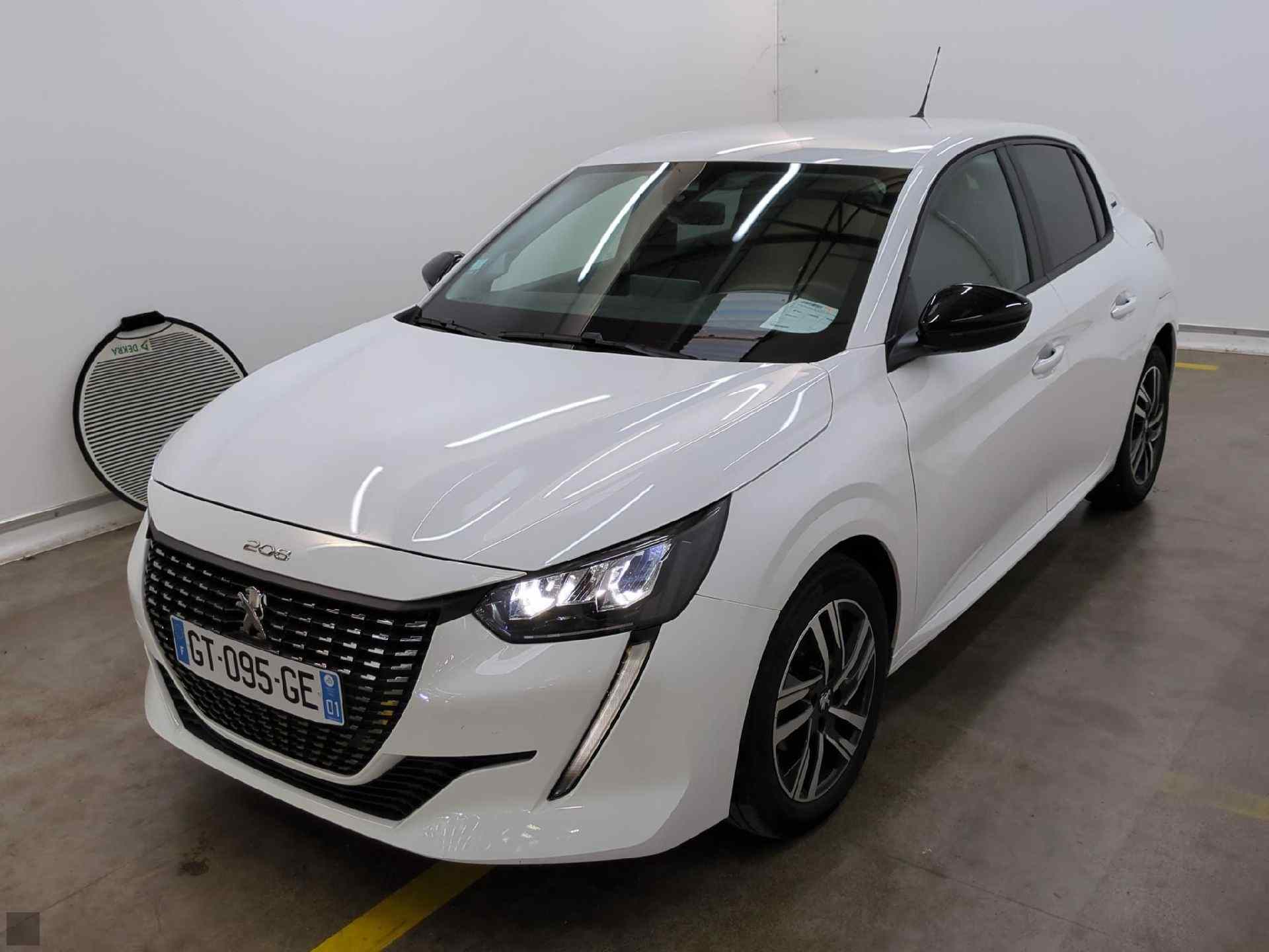 Slika vozila PEUGEOT 208