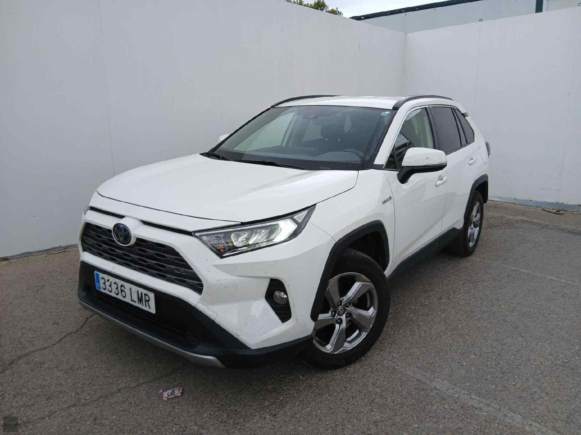 Slika vozila TOYOTA RAV4