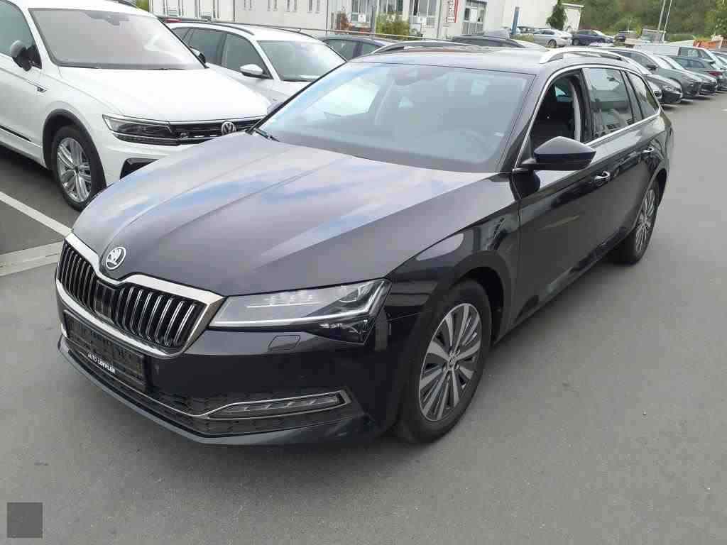 Slika vozila &Scaron;KODA Superb