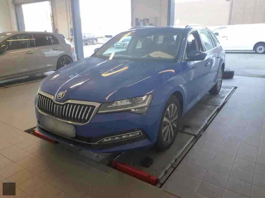 Slika vozila &Scaron;KODA Superb