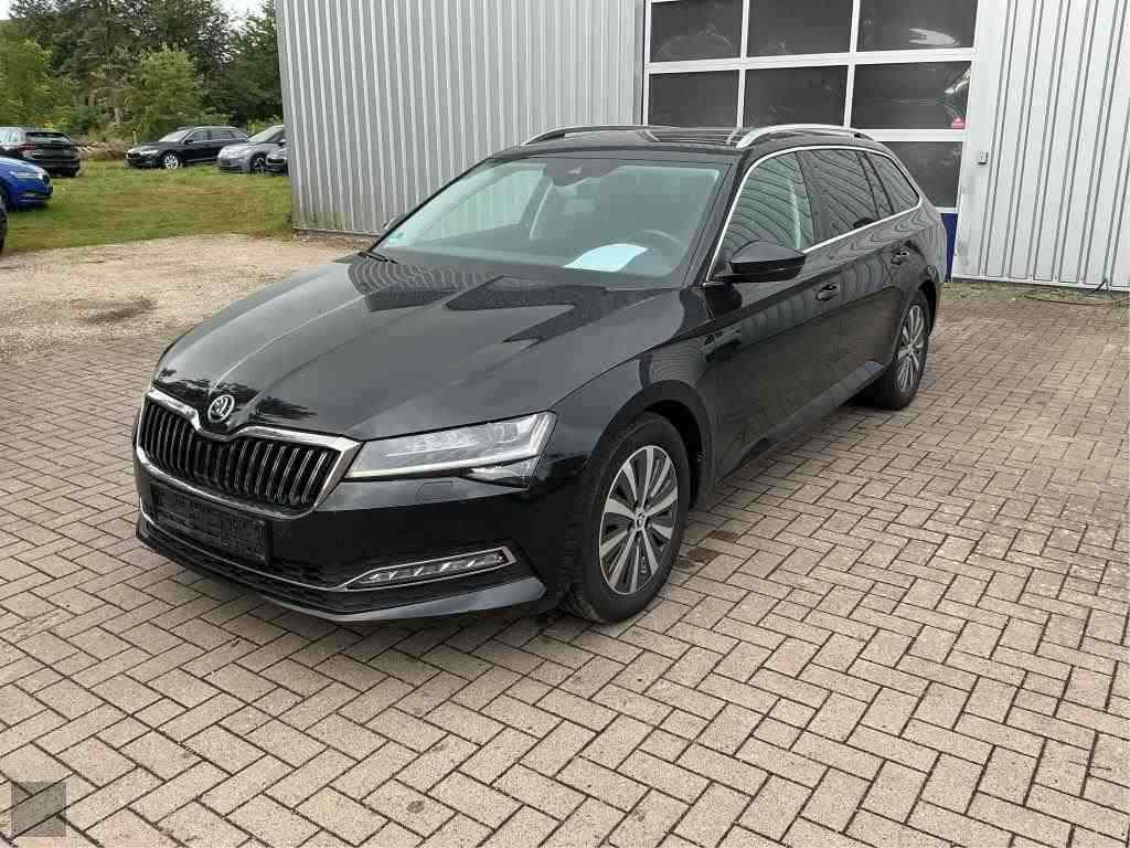 Slika vozila &Scaron;KODA Superb