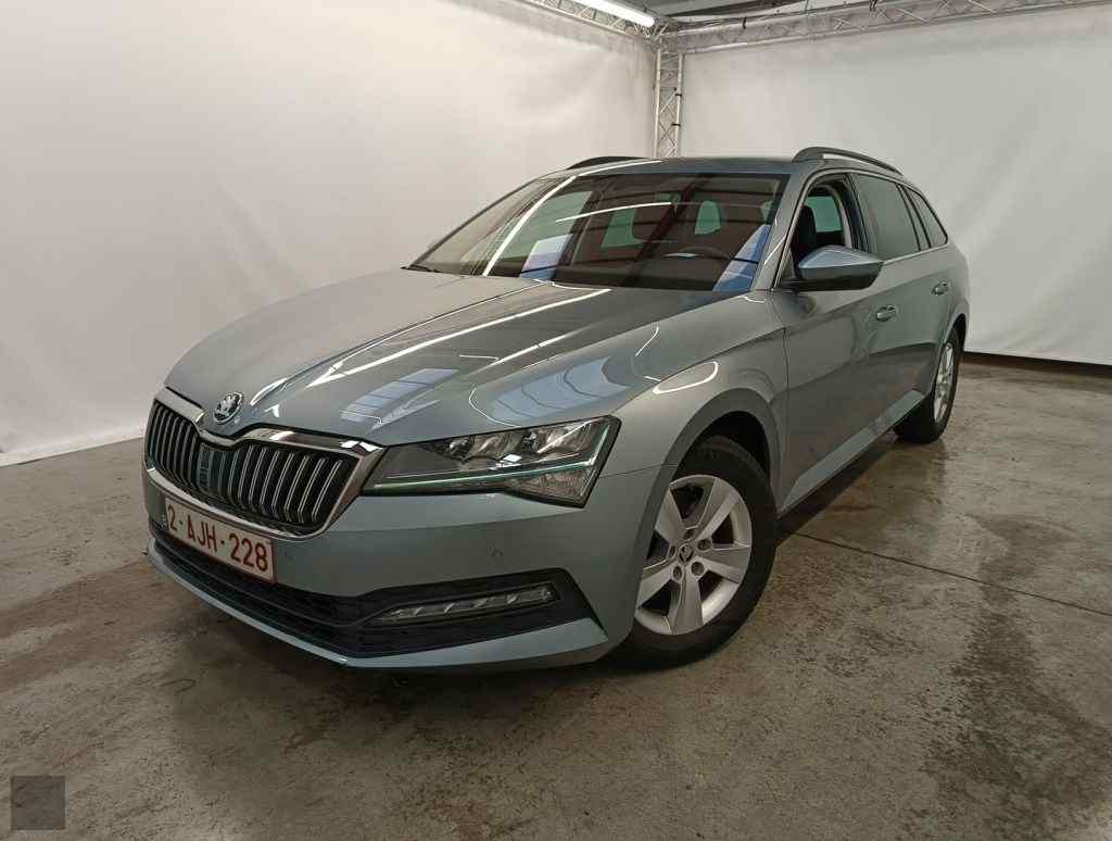 Slika vozila &Scaron;KODA Superb