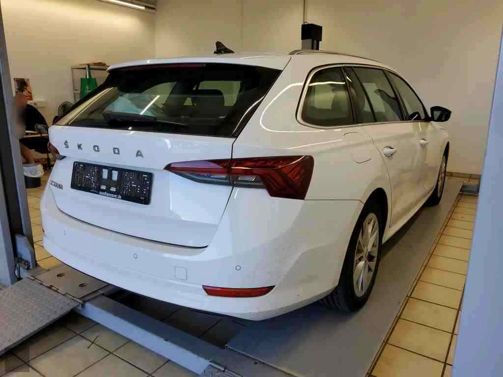 Slika vozila &Scaron;KODA Octavia