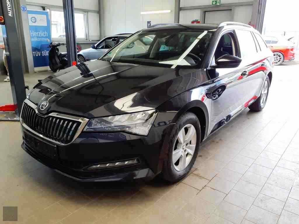 Slika vozila &Scaron;KODA Superb