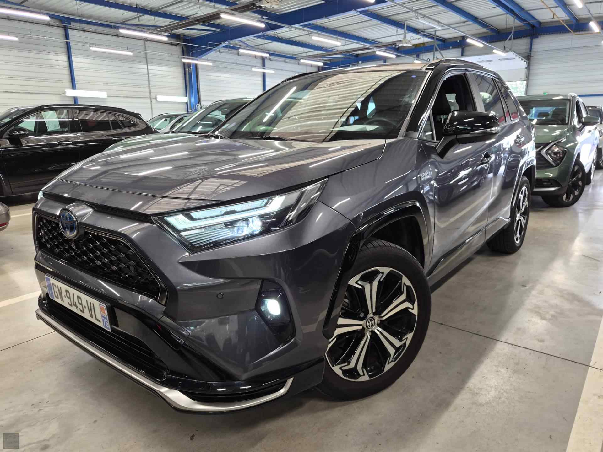 Slika vozila TOYOTA RAV4