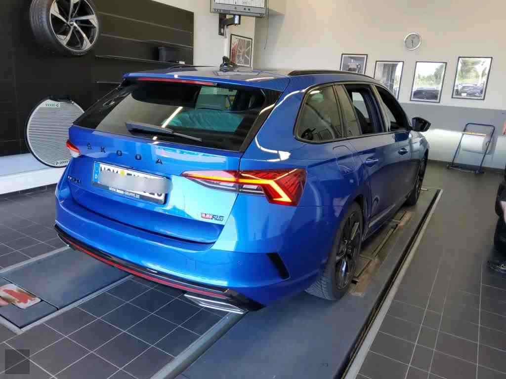 Slika vozila &Scaron;KODA Octavia