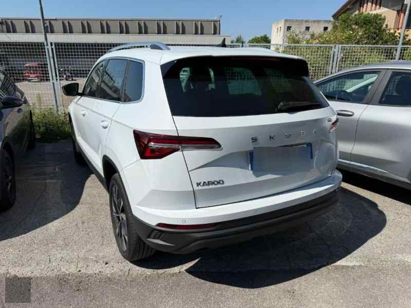 Slika vozila &Scaron;KODA KAROQ