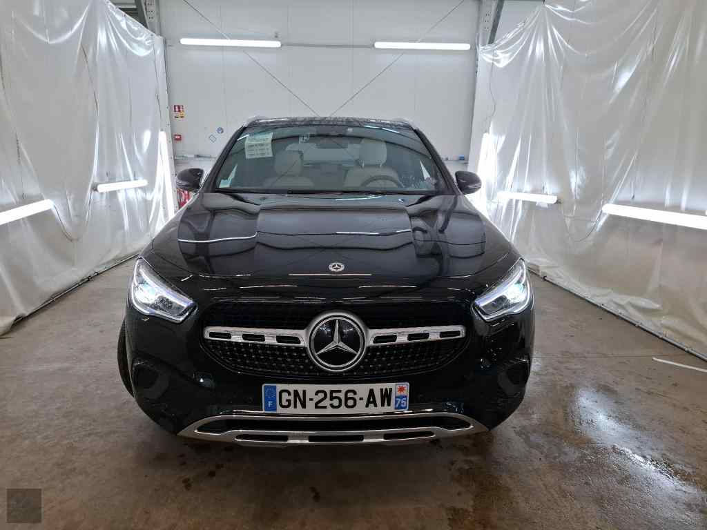 Slika vozila MERCEDES-BENZ GLA-Class