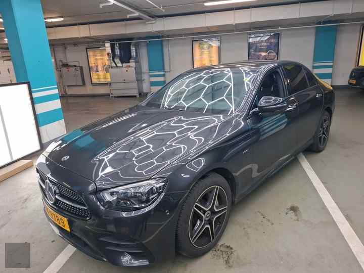 Slika vozila MERCEDES-BENZ E-Class