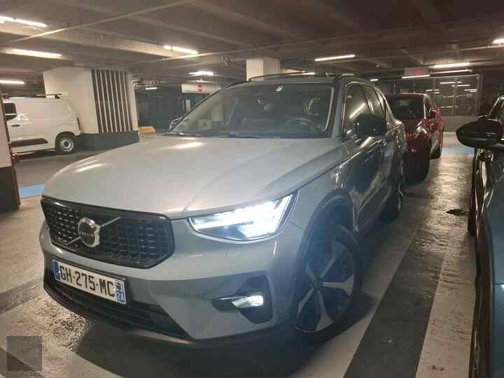 Slika vozila VOLVO C40