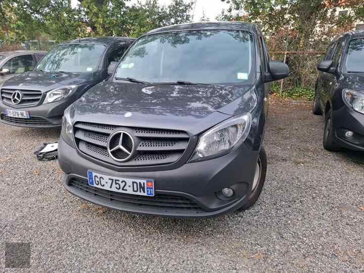 Slika vozila MERCEDES-BENZ T-Class