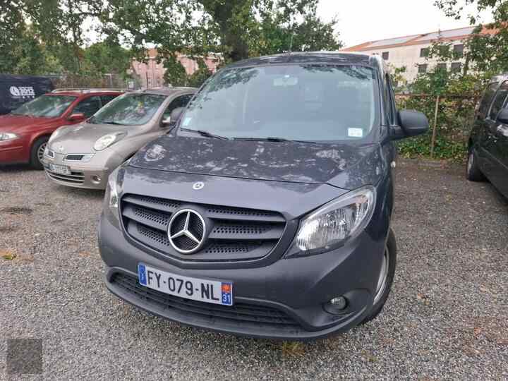 Slika vozila MERCEDES-BENZ T-Class