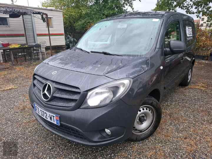 Slika vozila MERCEDES-BENZ T-Class