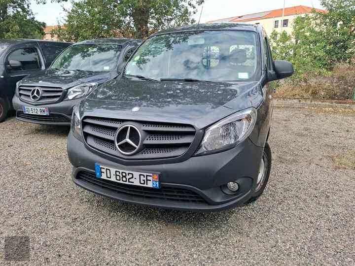 Slika vozila MERCEDES-BENZ T-Class