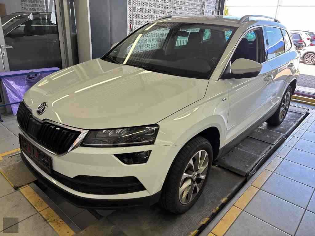 Снимка на превозно средство ŠKODA KAROQ