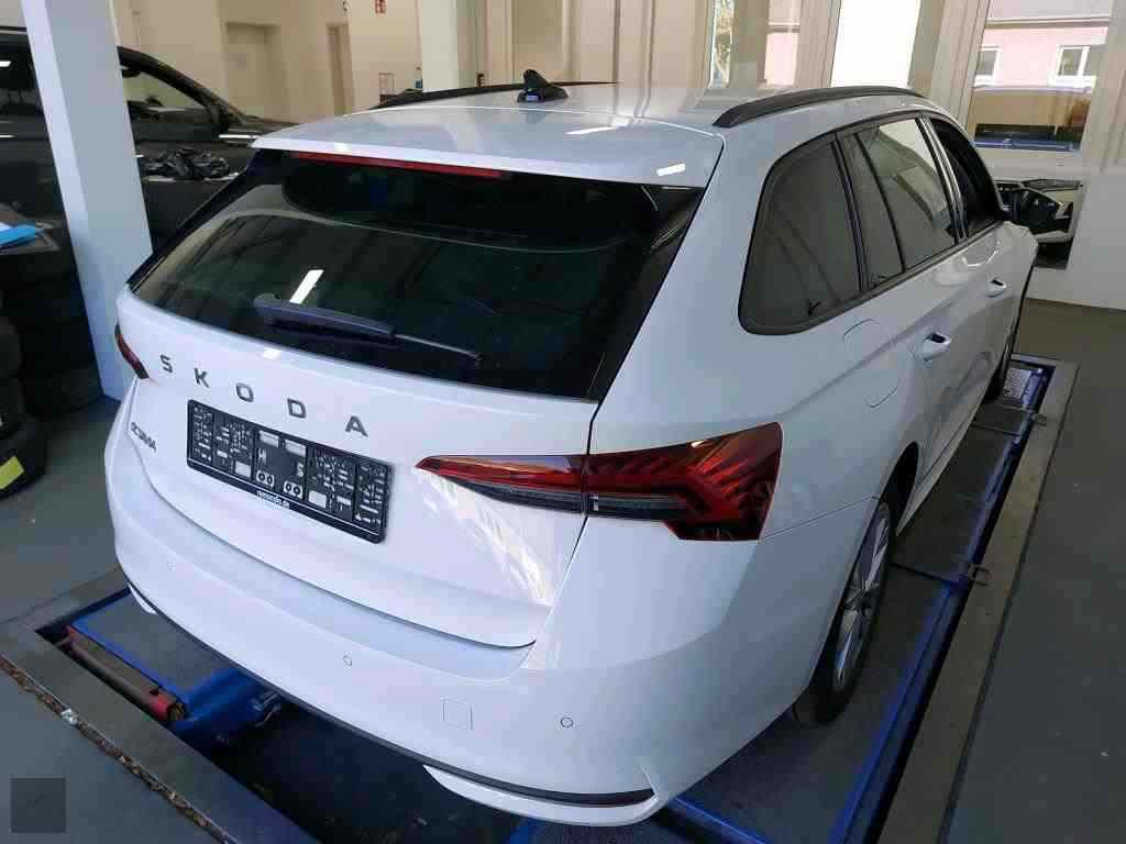 Снимка на превозно средство ŠKODA Octavia